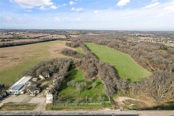 1.75 Acres of Commercial Land for Sale in Red Oak, Texas
