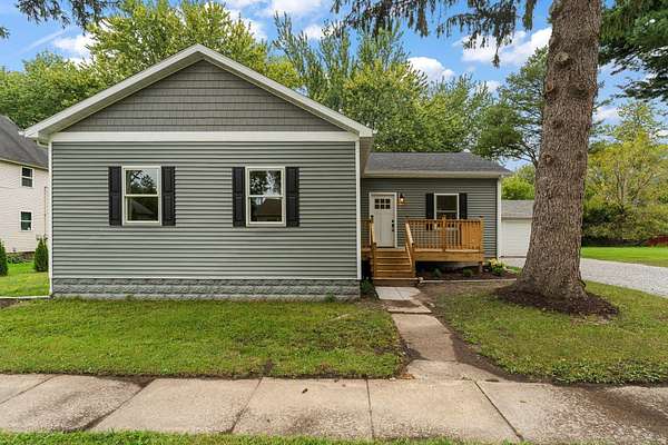 1.7 Acres of Land with Home for Sale in Wanatah, Indiana