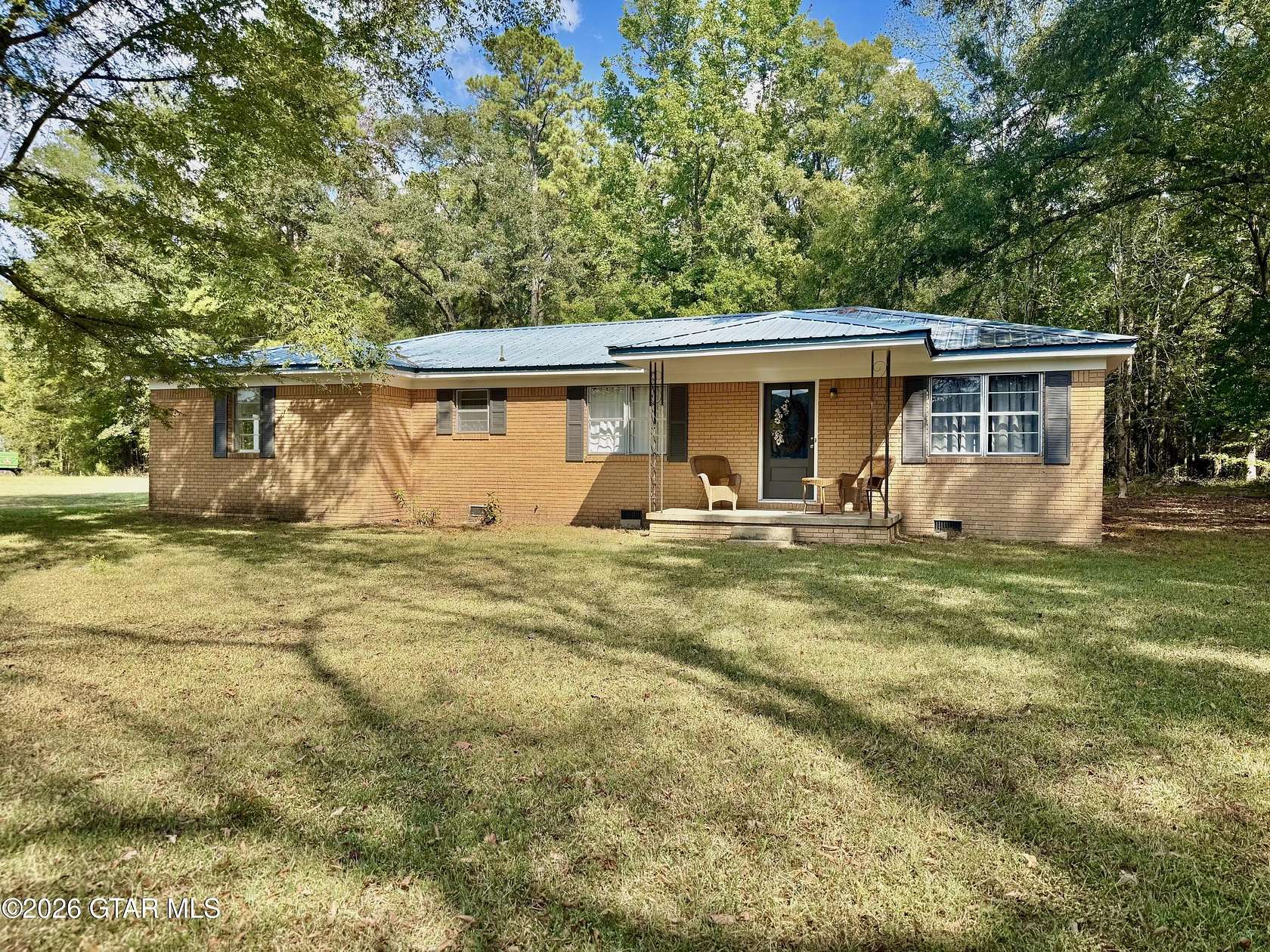 1.7 Acres of Land with Home for Sale in Columbus, Mississippi