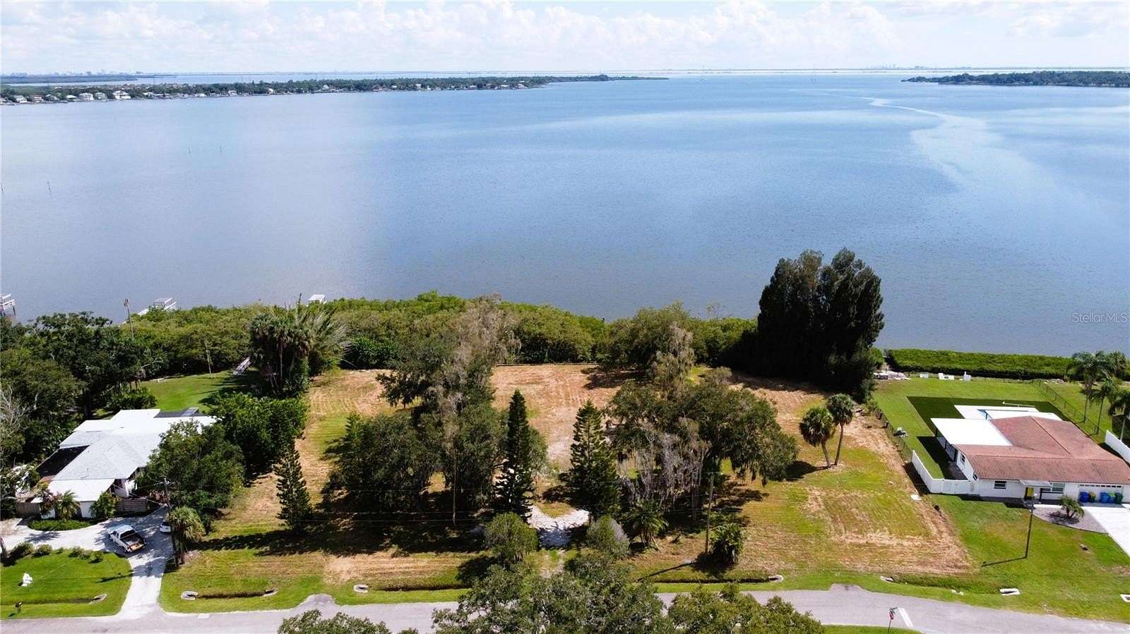 1.2 Acres of Residential Land for Sale in Oldsmar, Florida