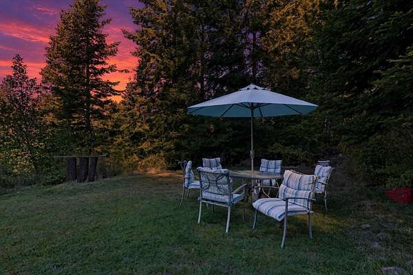 10 Acres of Residential Land for Sale in Elk, Washington