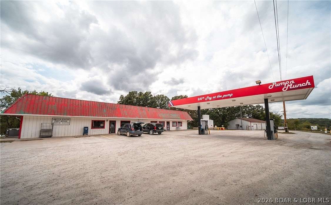 3.25 Acres of Improved Commercial Land for Sale in Edwards, Missouri