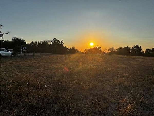 2 Acres of Residential Land for Sale in Edmond, Oklahoma