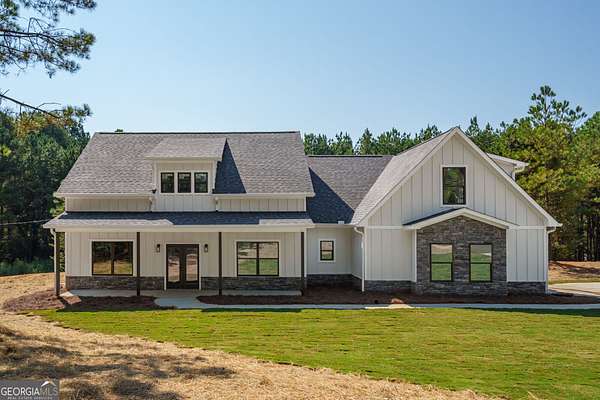 2 Acres of Land with Home for Sale in Silver Creek, Georgia