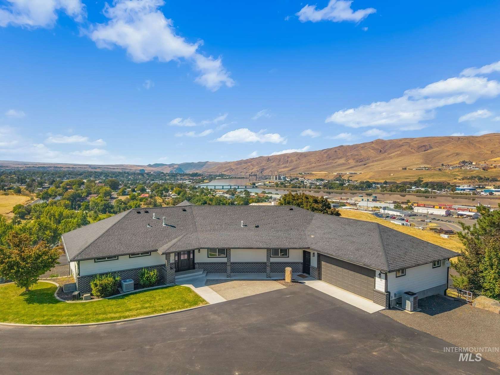 5.78 Acres of Land with Home for Sale in Lewiston, Idaho