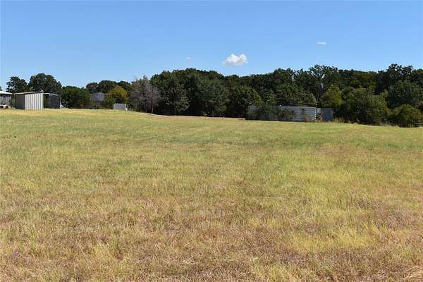 2 Acres of Residential Land for Sale in Grandview, Texas