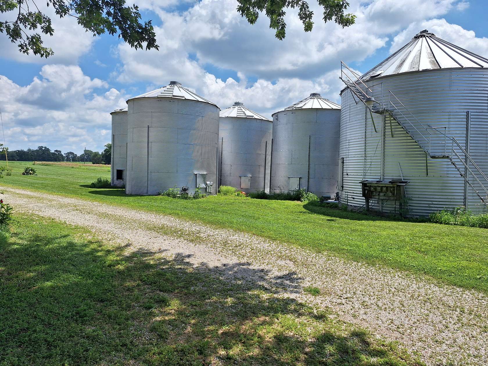 7.9 Acres of Land with Home for Sale in Ohio, Illinois