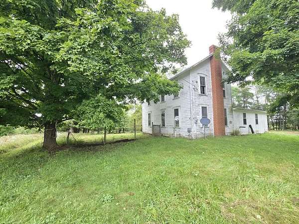 5.78 Acres of Land with Home for Sale in Galion, Ohio