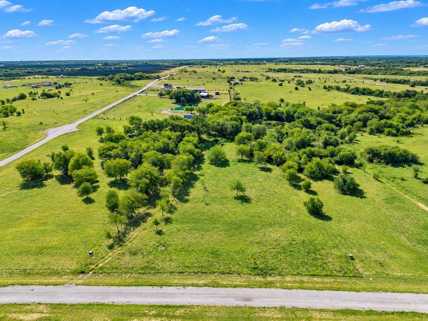 2 Acres of Residential Land for Sale in Itasca, Texas