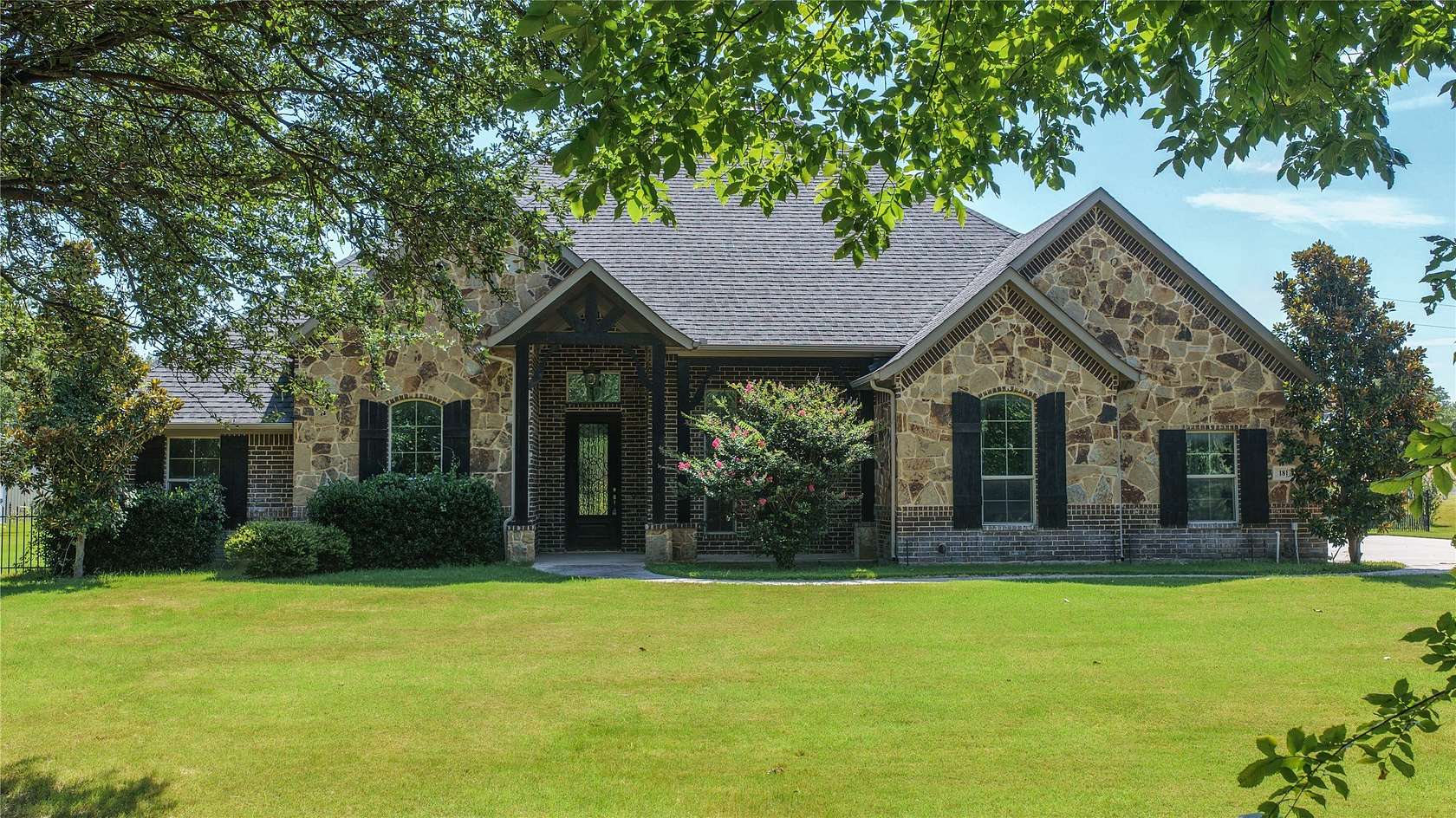 2 Acres of Land with Home for Lease in Decatur, Texas