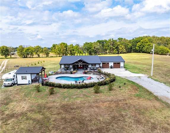 5 Acres of Land with Home for Sale in Kansas, Oklahoma