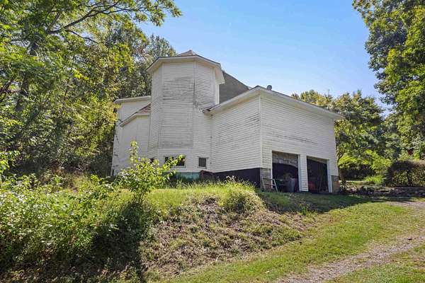 8 Acres of Land with Home for Sale in Staunton, Virginia