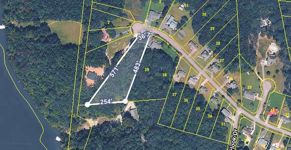1.57 Acres of Residential Land for Sale in Tullahoma, Tennessee