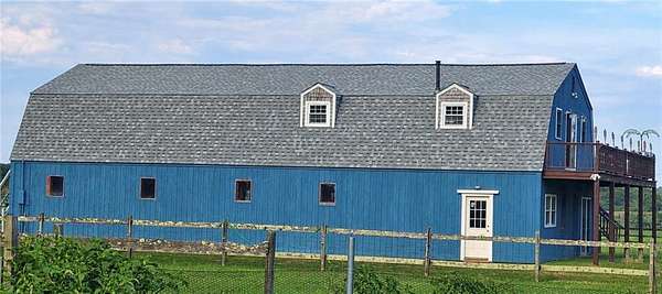 4.59 Acres of Land with Home for Sale in South Kingstown Town, Rhode Island