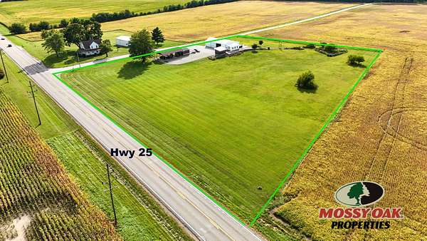 5 Acres of Improved Mixed-Use Land for Sale in Rochester, Indiana