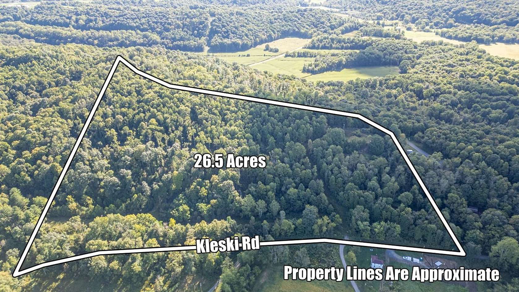 26.5 Acres of Recreational Land for Sale in Uhrichsville, Ohio
