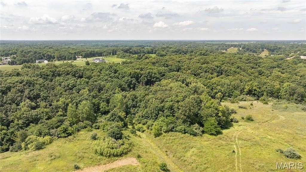 9.89 Acres of Land for Sale in Carlinville, Illinois