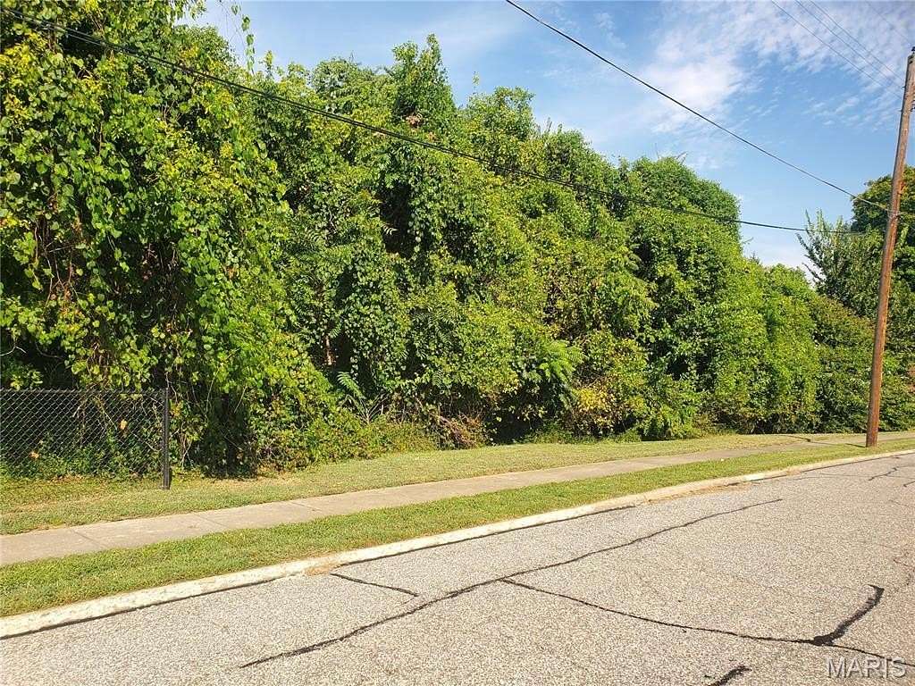 0.46 Acres of Residential Land for Sale in Collinsville, Illinois