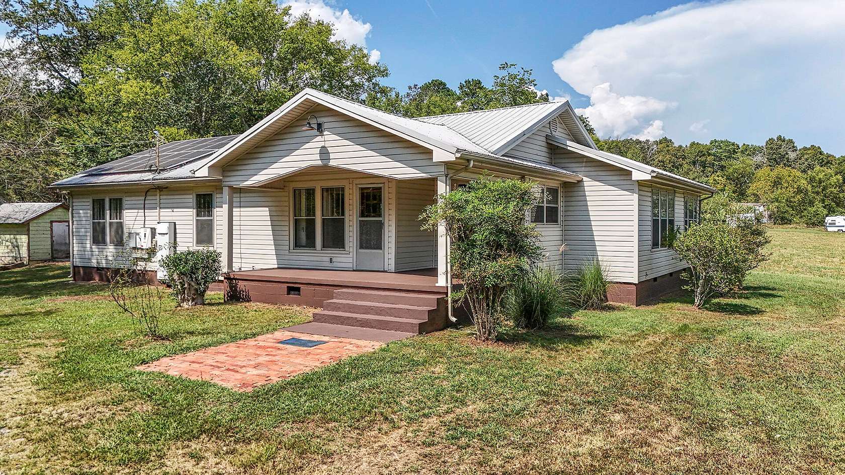 6.5 Acres of Land with Home for Sale in Flintstone, Georgia
