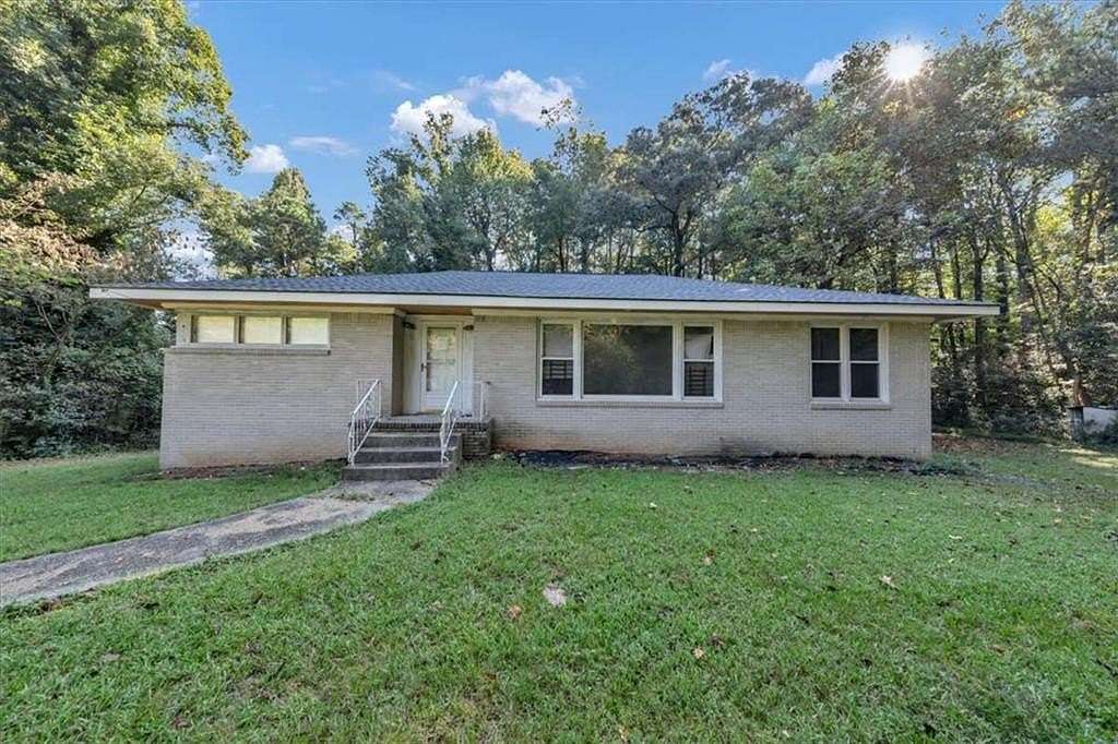 2.3 Acres of Land with Home for Sale in South Fulton, Georgia