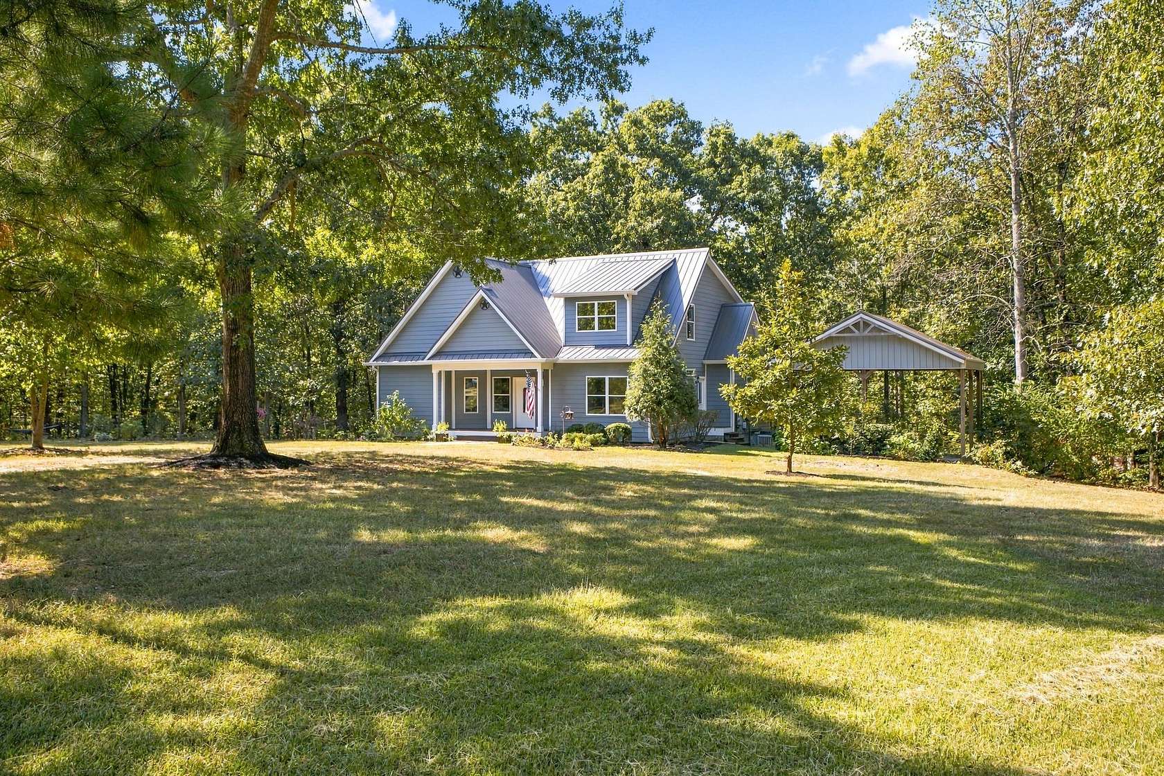 6 Acres of Land with Home for Sale in Franklin, Tennessee