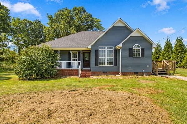 2.5 Acres of Land with Home for Sale in Flintville, Tennessee