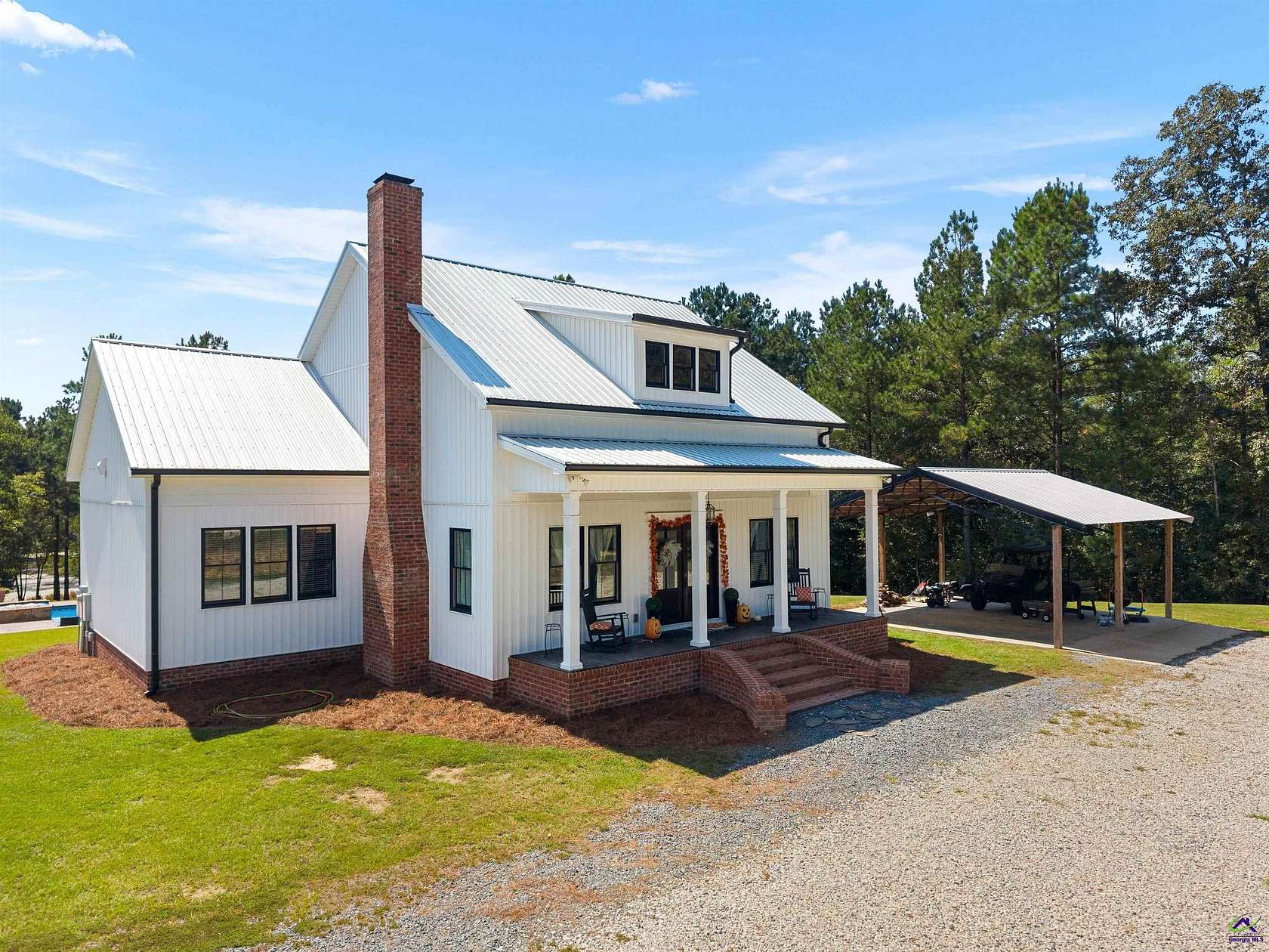 12.4 Acres of Land with Home for Sale in Reynolds, Georgia