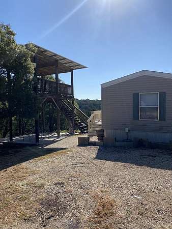 2 Acres of Land with Home for Lease in Kerrville, Texas
