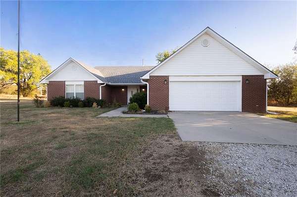 2.22 Acres of Land with Home for Sale in Coffeyville, Kansas