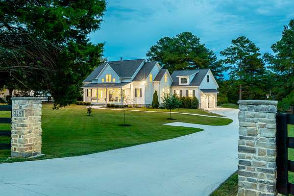 5 Acres of Land with Home for Sale in Ringgold, Georgia