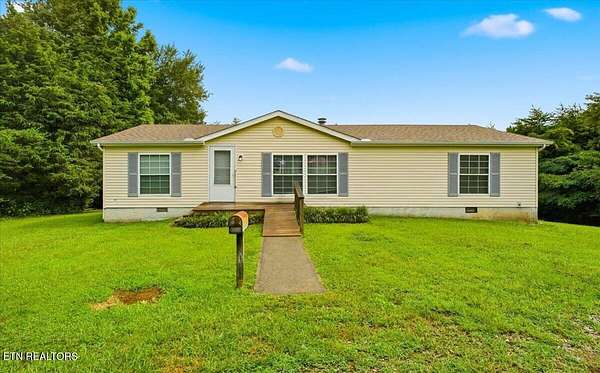 4 Acres of Land with Home for Sale in Lenoir City, Tennessee