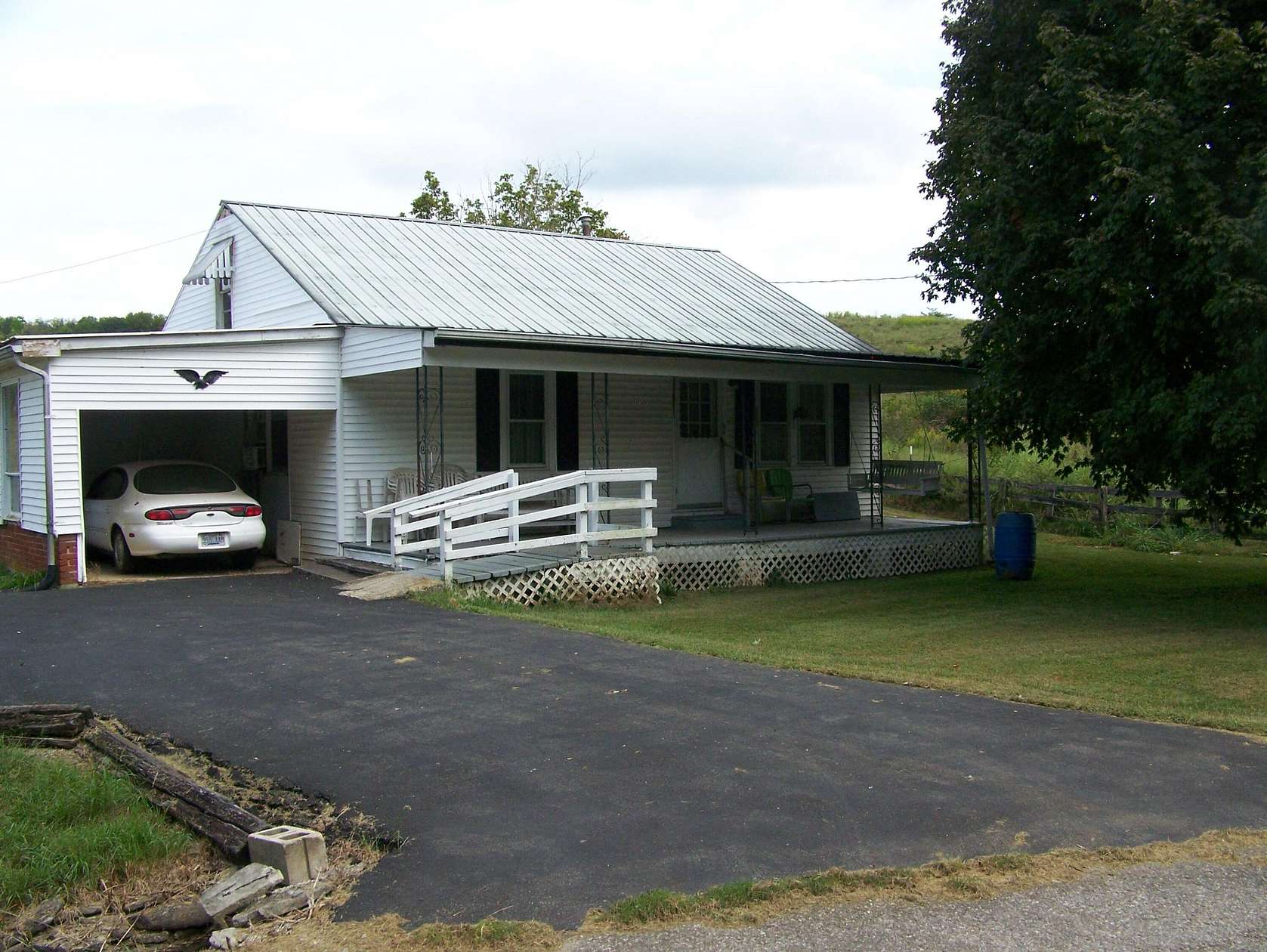 80 Acres of Land with Home for Auction in Owingsville, Kentucky