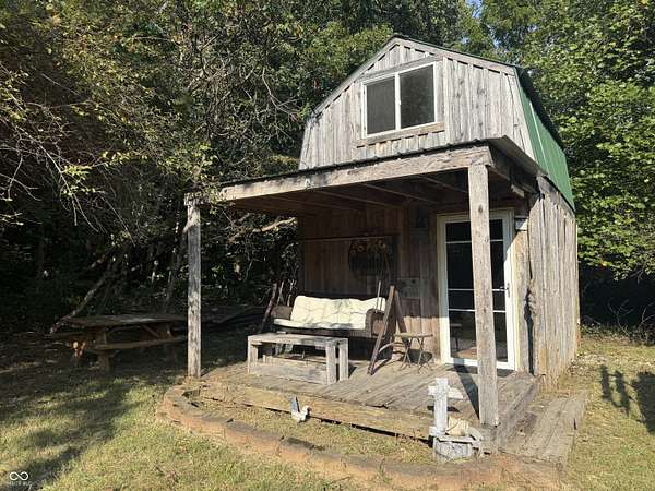 1 Acre of Residential Land for Sale in Spencer, Indiana
