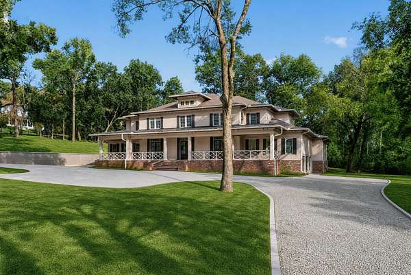 2.13 Acres of Land with Home for Sale in Nashville, Tennessee