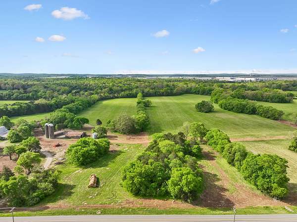 6.57 Acres of Residential Land for Sale in Lebanon, Tennessee
