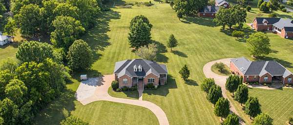 2.2 Acres of Land with Home for Sale in Mount Juliet, Tennessee