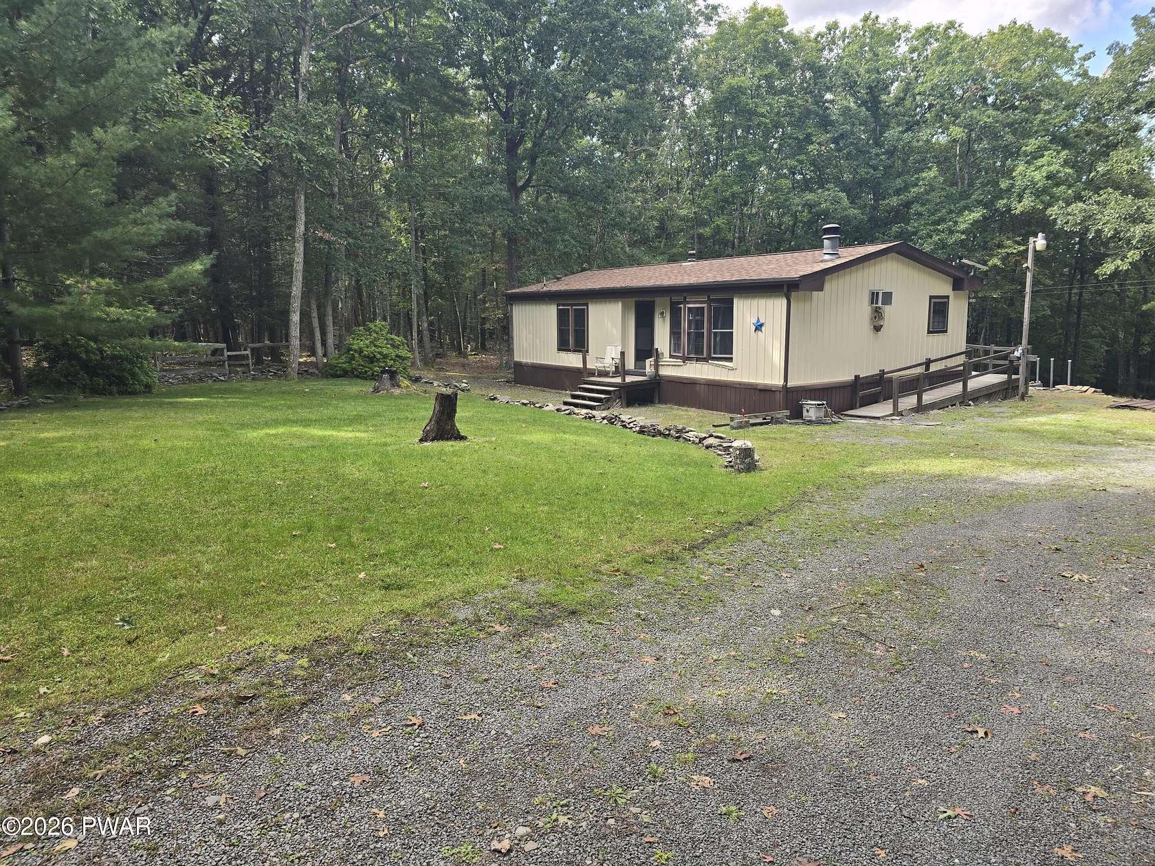 4.1 Acres of Land with Home for Sale in Shohola, Pennsylvania
