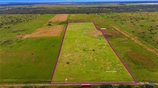 20.5 Acres of Agricultural & Residential Land for Sale in Hallettsville, Texas