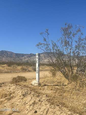 0.23 Acres of Residential Land for Sale in Mojave, California