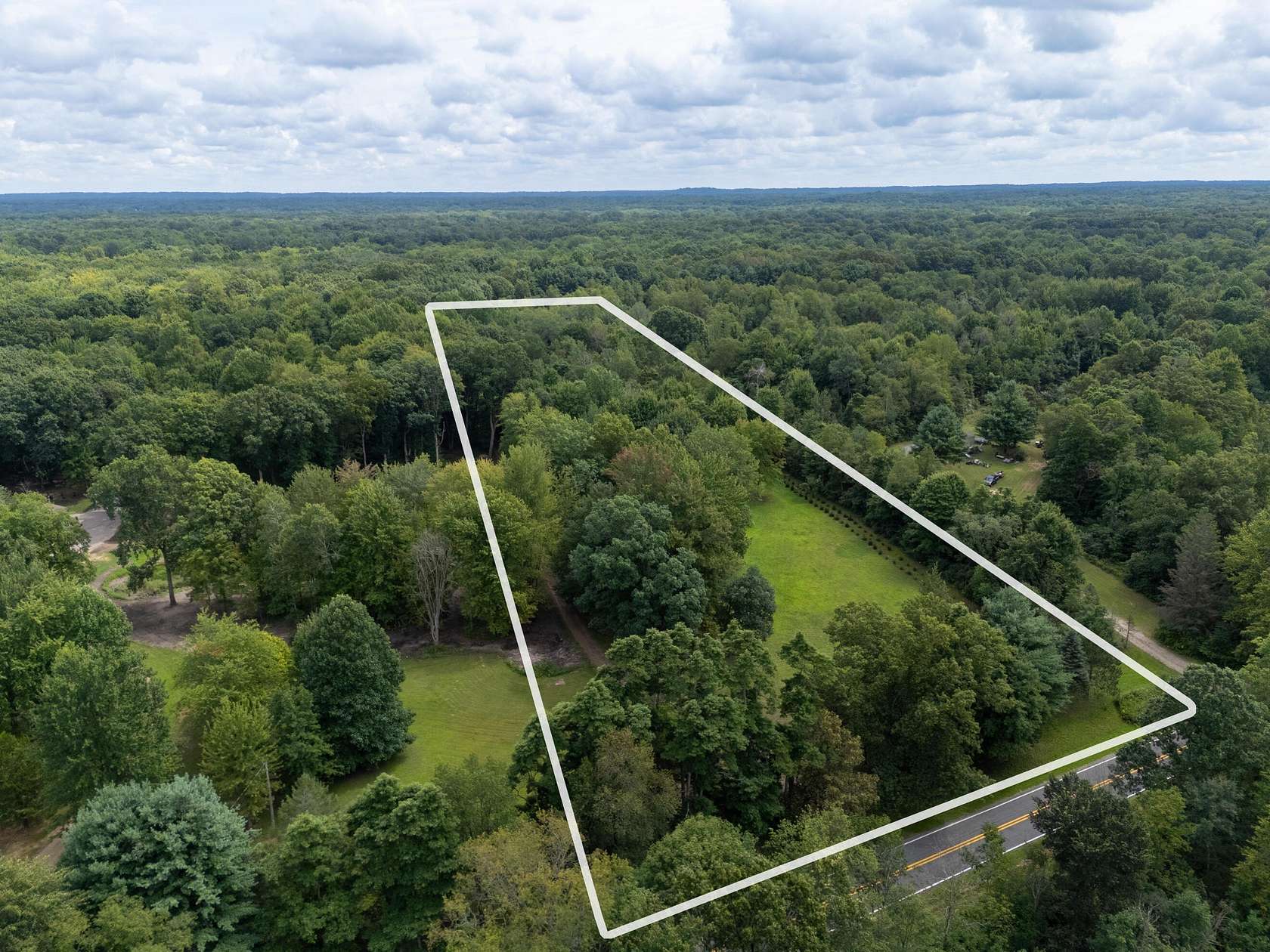 10 Acres of Land for Sale in Paw Paw, Michigan