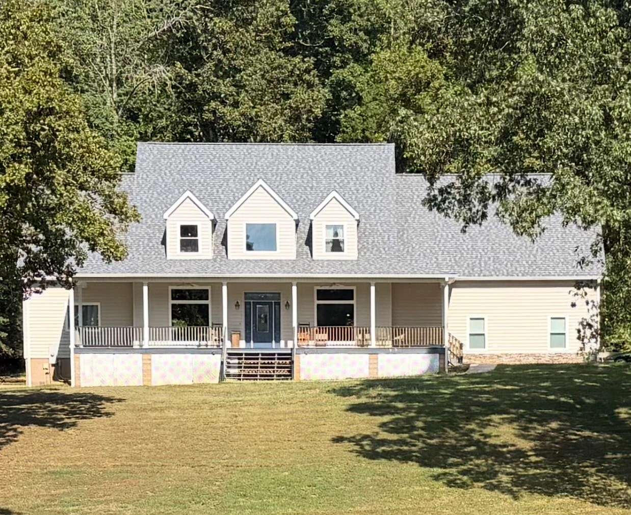 10 Acres of Land with Home for Sale in South Pittsburg, Tennessee