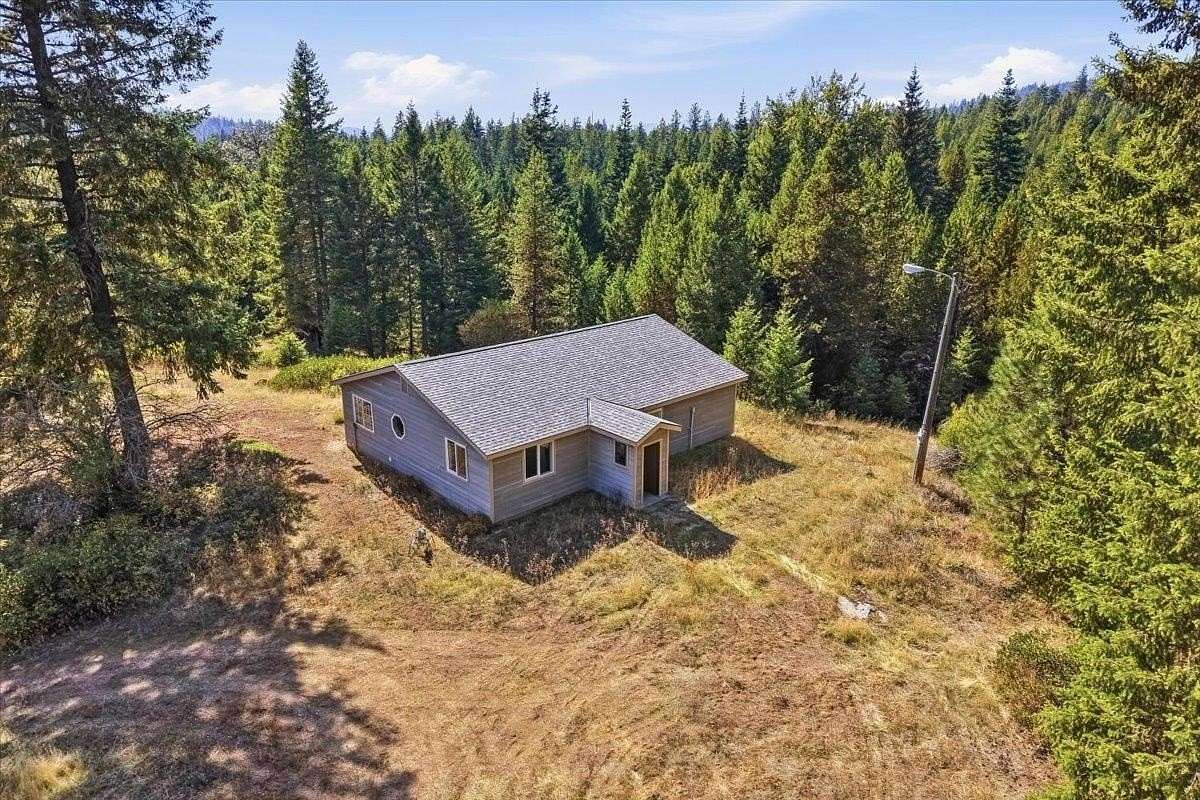 9.1 Acres of Land with Home for Sale in Newport, Washington