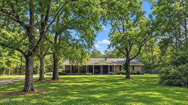 2.68 Acres of Land with Home for Sale in Middleburg, Florida