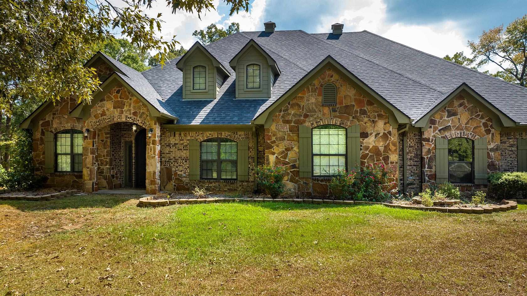 3.6 Acres of Land with Home for Sale in Kilgore, Texas