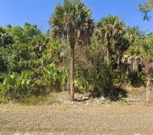 1.14 Acres of Land for Sale in Naples, Florida