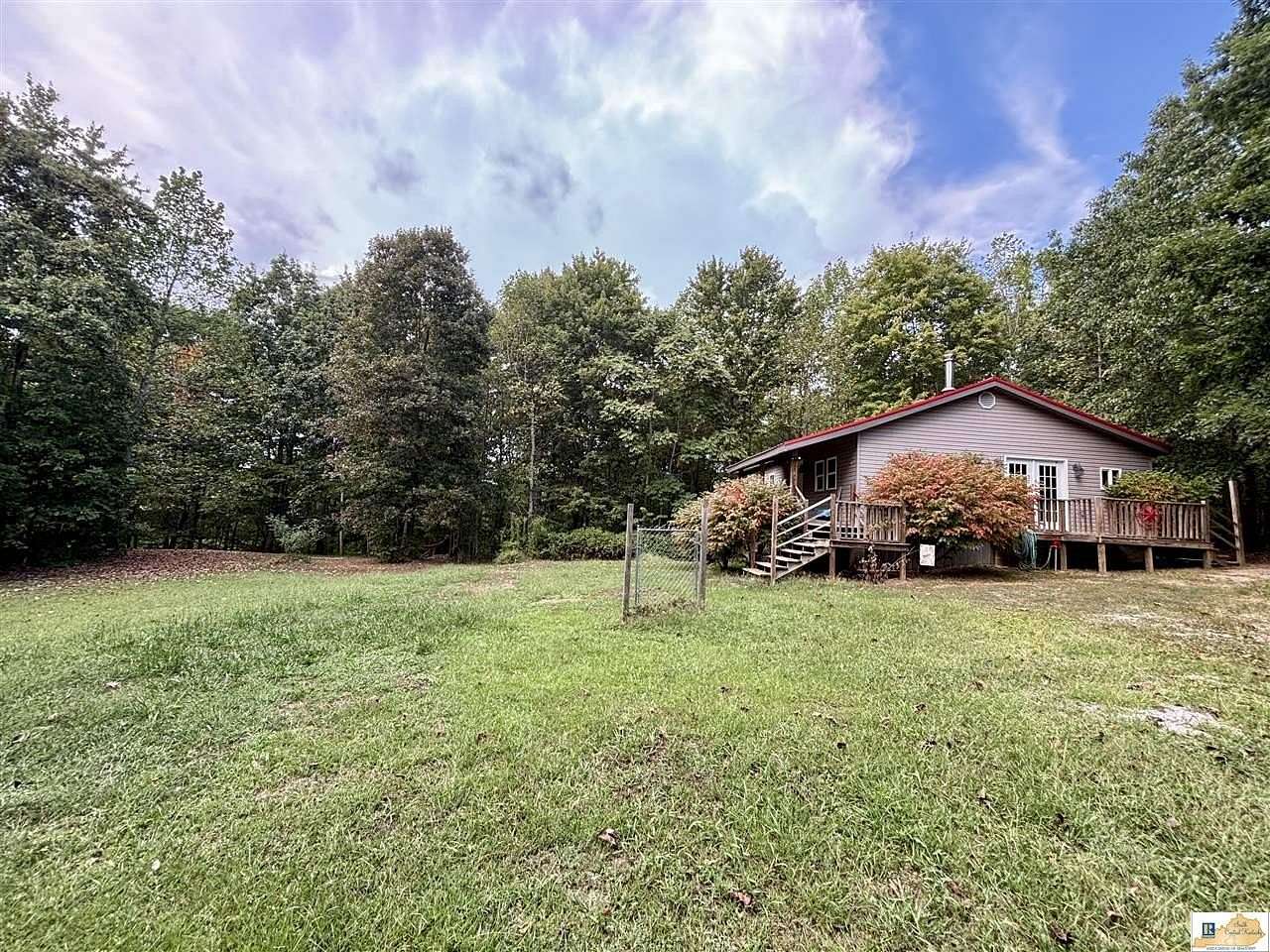 3 Acres of Land with Home for Sale in Monticello, Kentucky