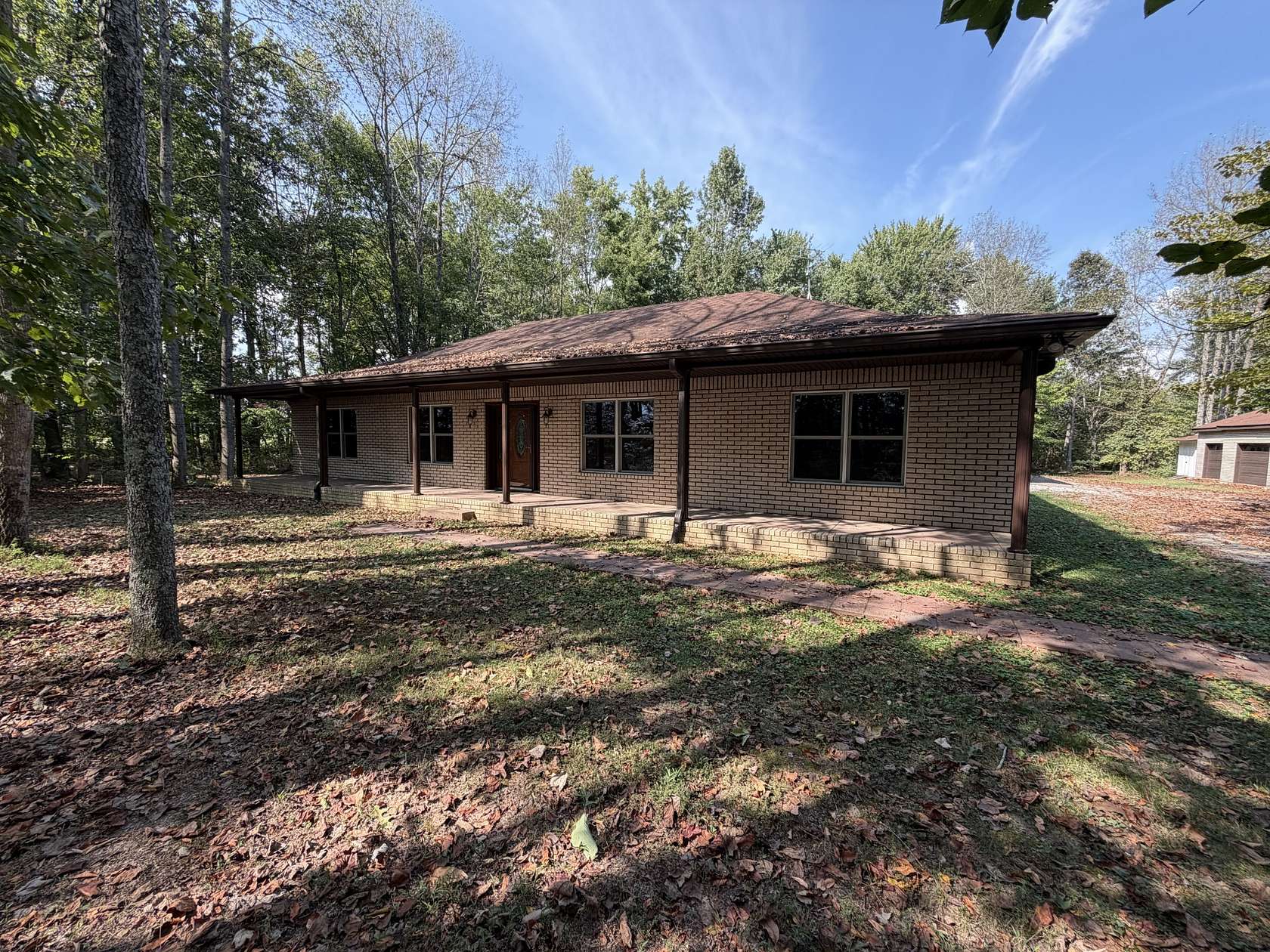 5.29 Acres of Land with Home for Sale in Red Boiling Springs, Tennessee