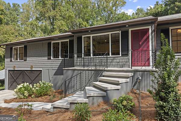 1.5 Acres of Land with Home for Sale in Atlanta, Georgia