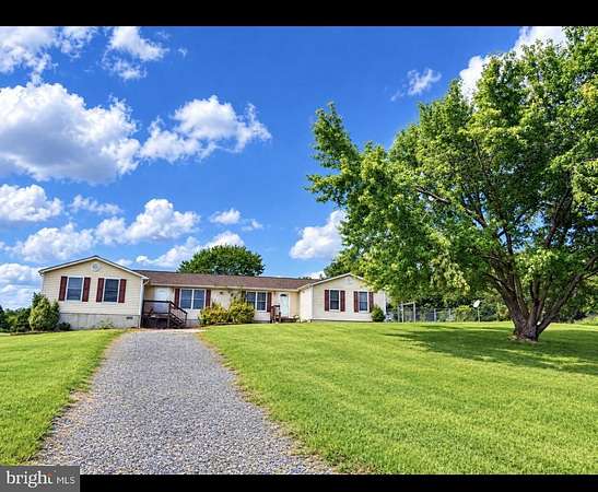 2 Acres of Land with Home for Sale in Mechanicsville, Maryland
