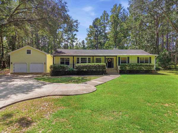 1.86 Acres of Land with Home for Sale in Havana, Florida